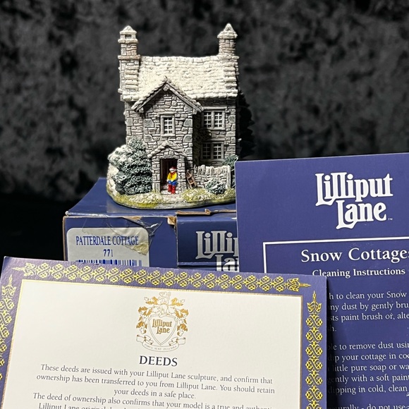 Lilliput Lane | Patterdale Cottage | Lakeland Christmas Collection - Picture 15 of 15